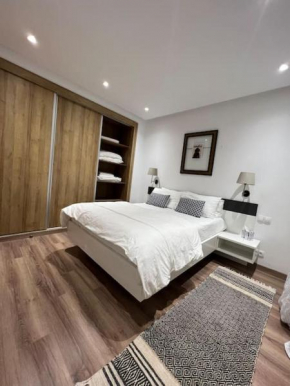 Central Holiday Apartment